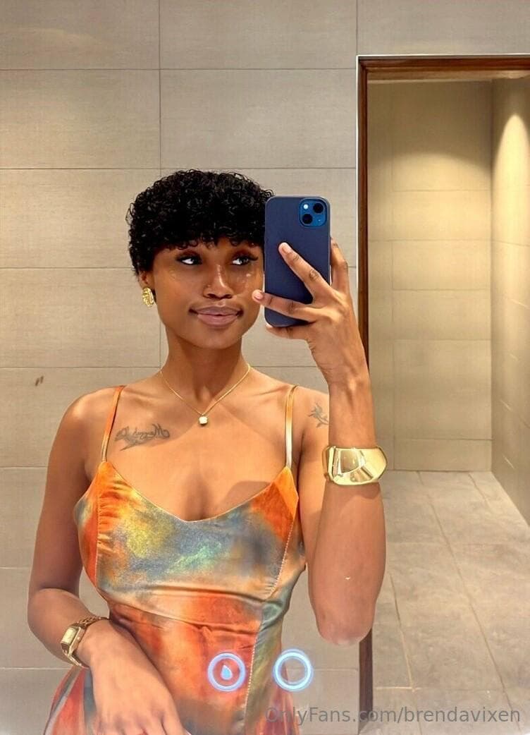 My naughty twin sister - Part 1